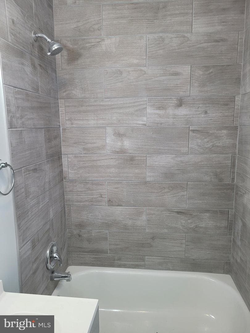 1422 Blavis Street photo 9