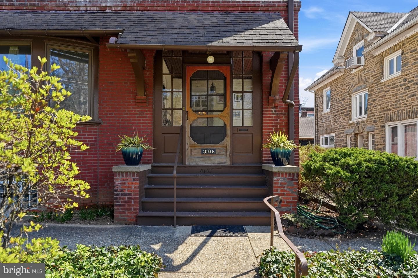 3106 Midvale Avenue photo 3