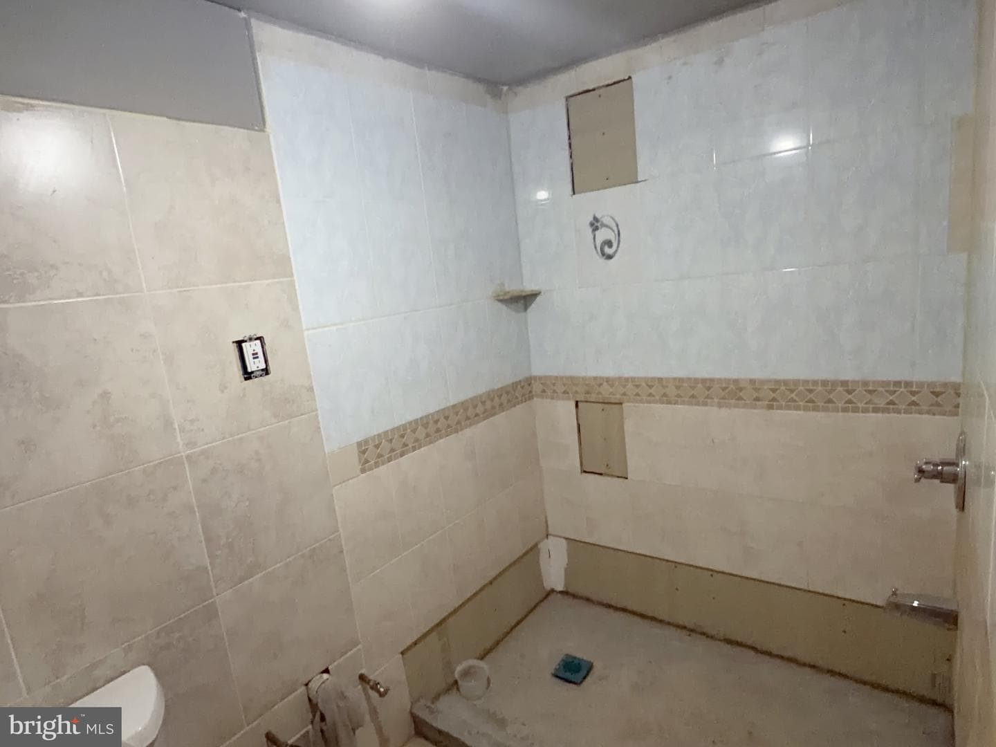 6350 Torresdale Avenue photo 10
