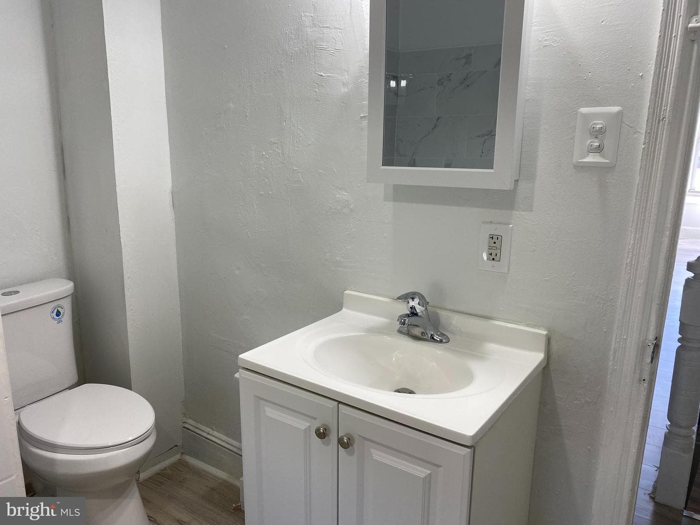 6033 Kershaw Street photo 19
