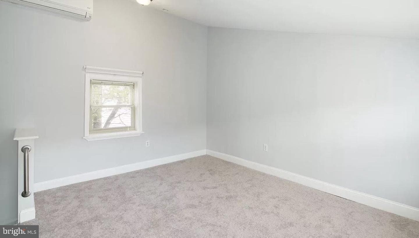 525 Fitzwater Street #3 photo 8