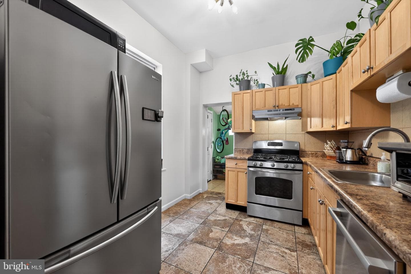 1722 Edgley Street photo 13