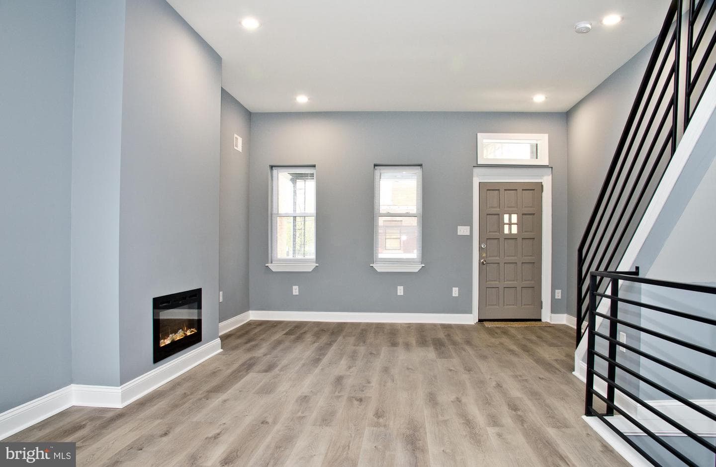3137 Clifford Street photo 13