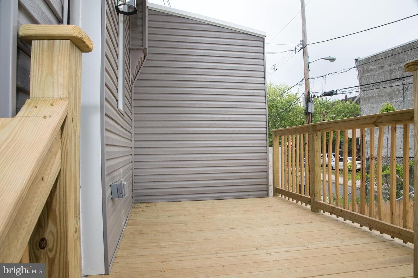 3137 Clifford Street photo 17