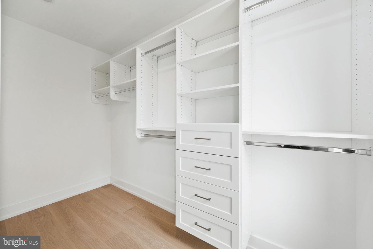 706 Latona Street #j photo 20