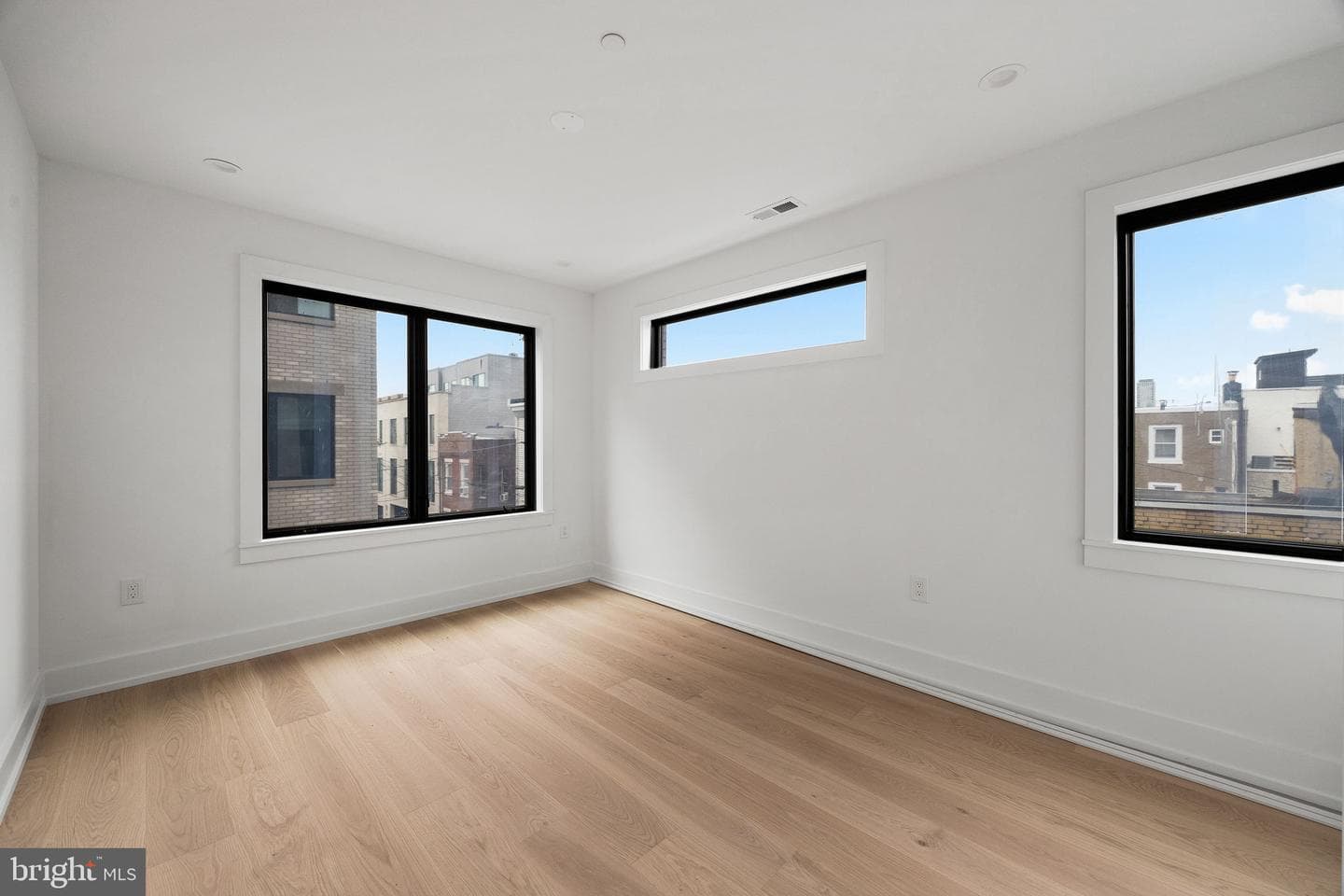 706 Latona Street #j photo 24