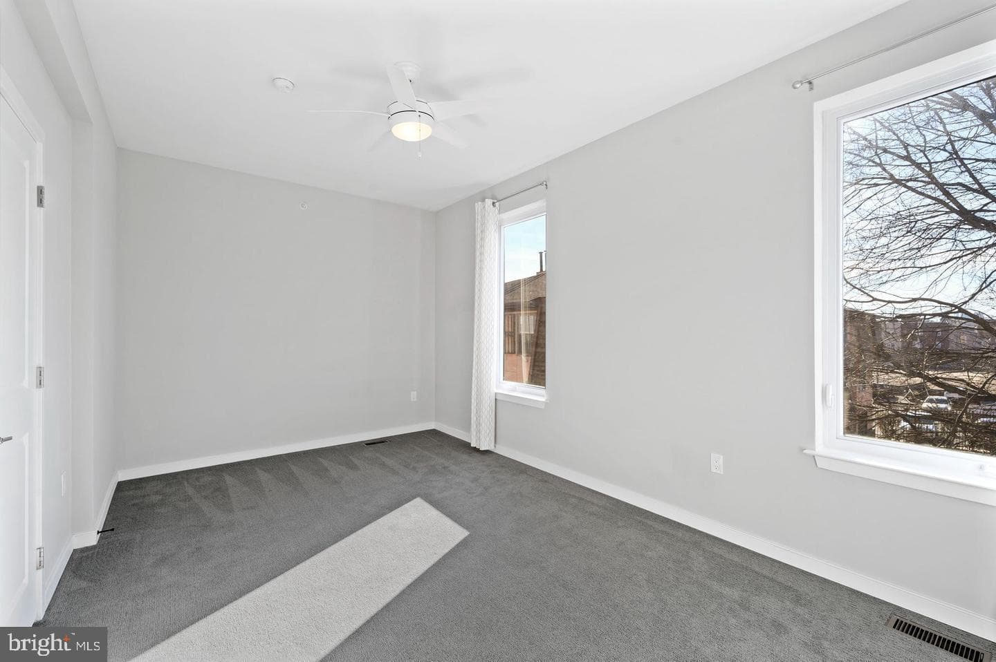 606 W Jefferson Street photo 30