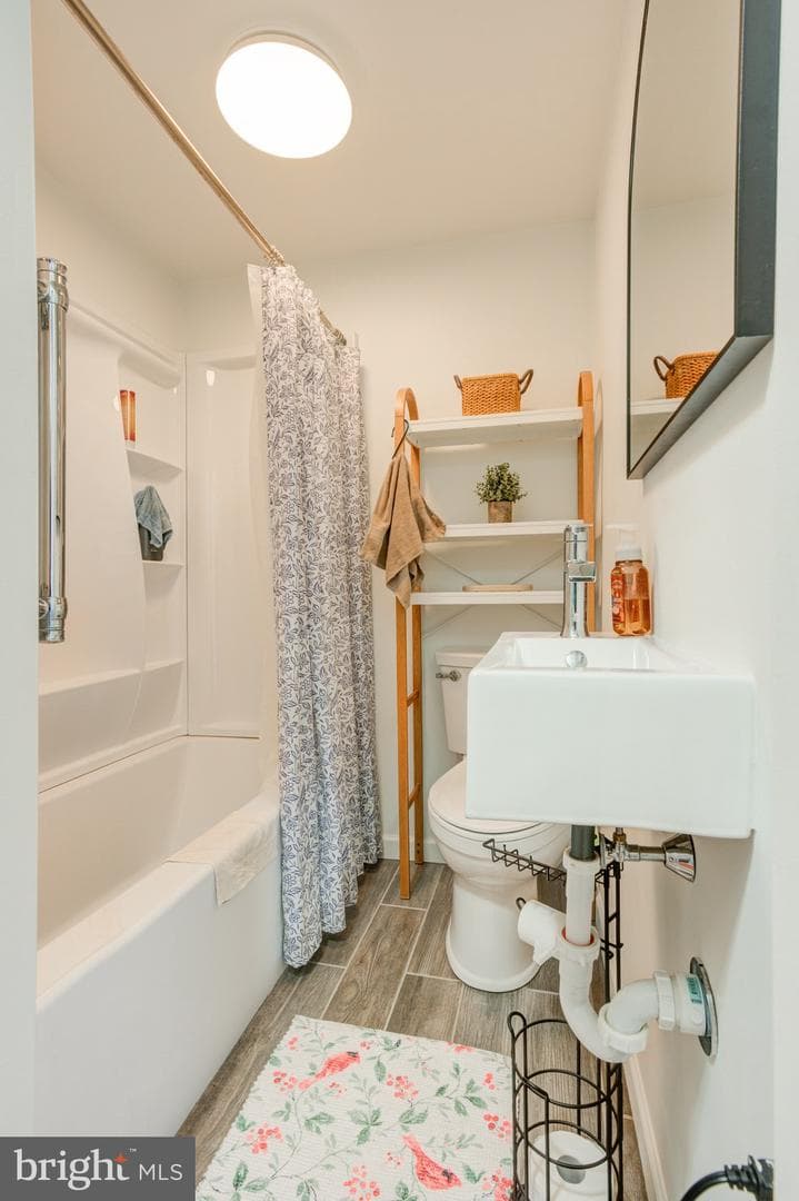 2820 Miller Street photo 10