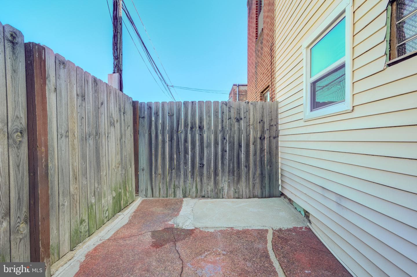 2820 Miller Street photo 15