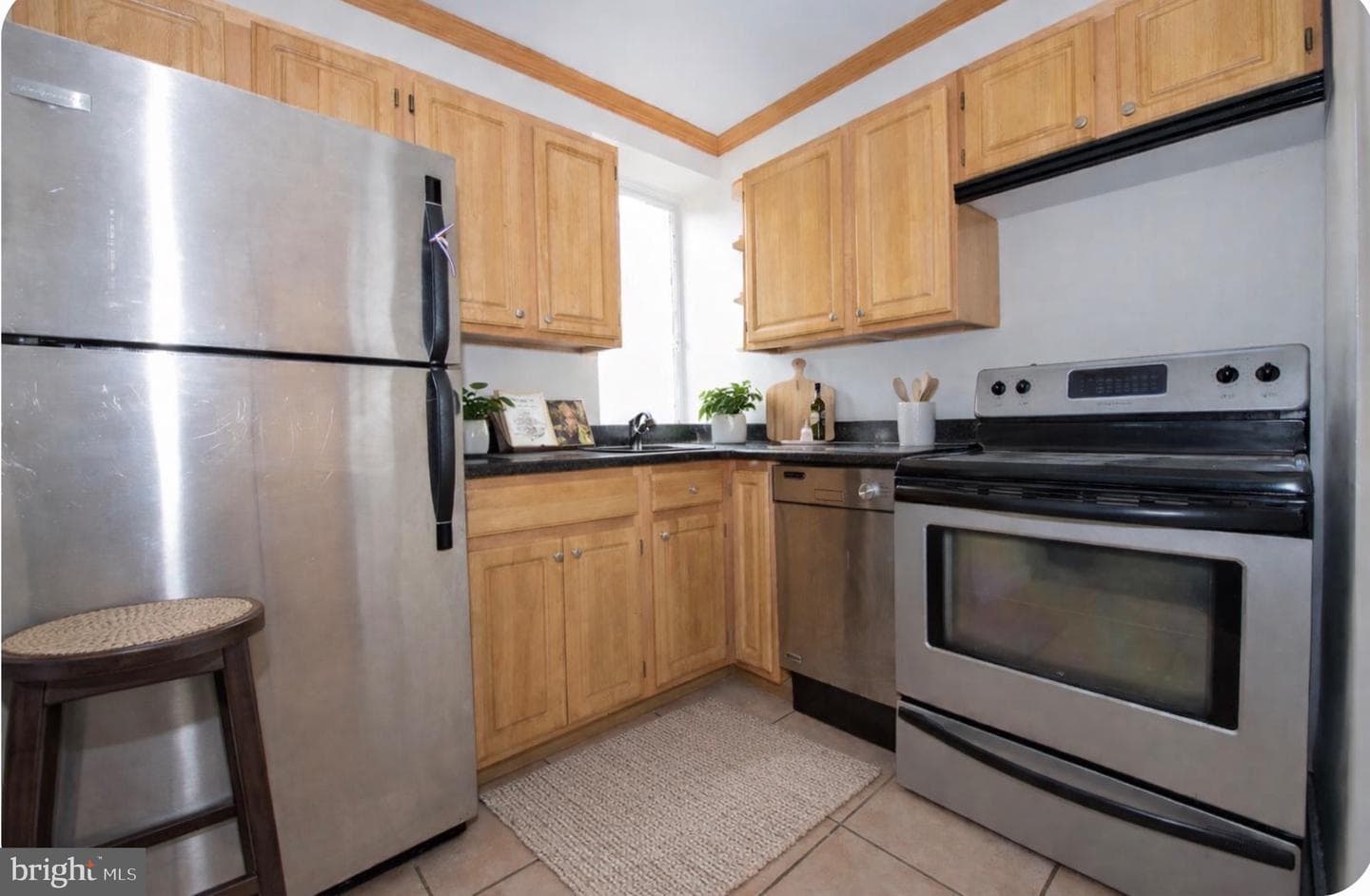 1939 Chestnut Street #2c photo 8