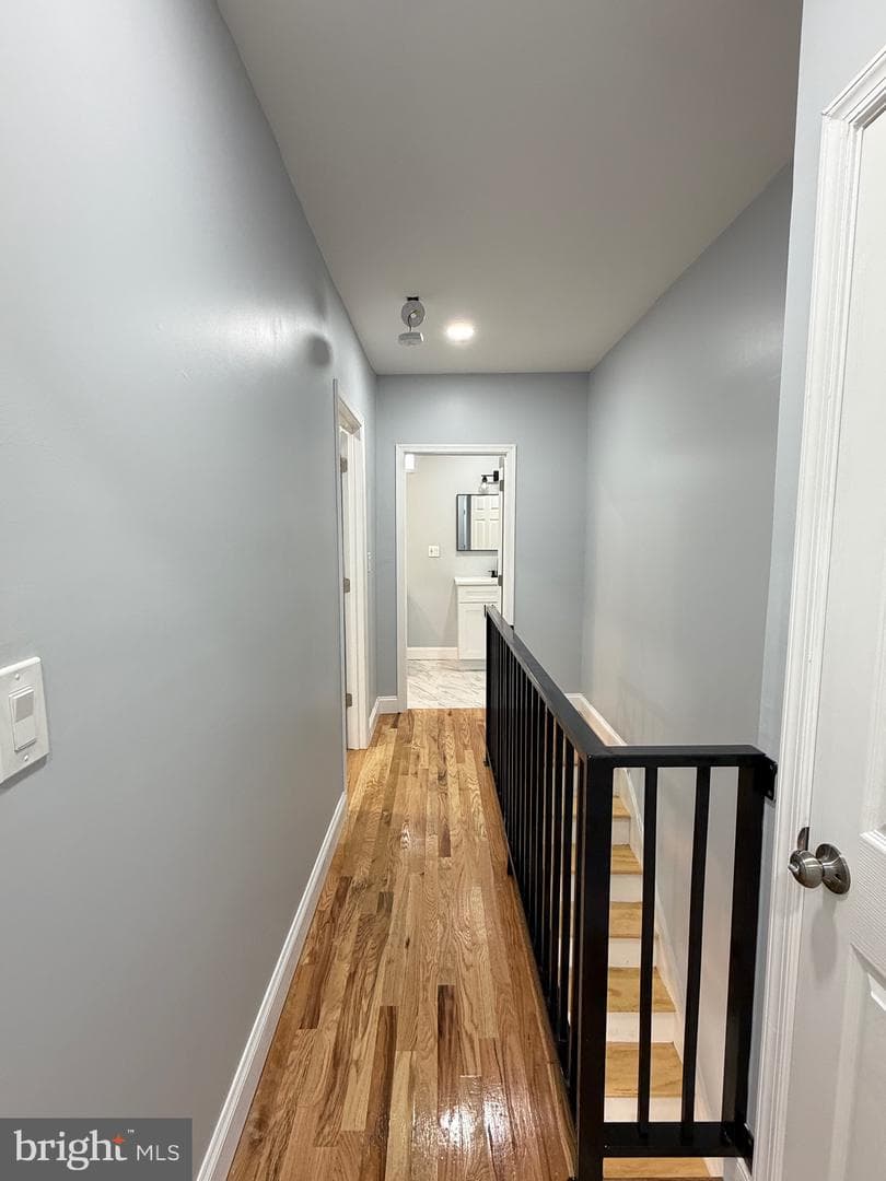 1212 S Ruby Street photo 10