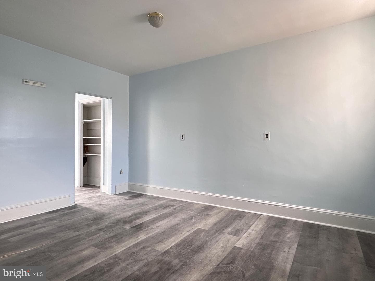 3254 N Front Street photo 15