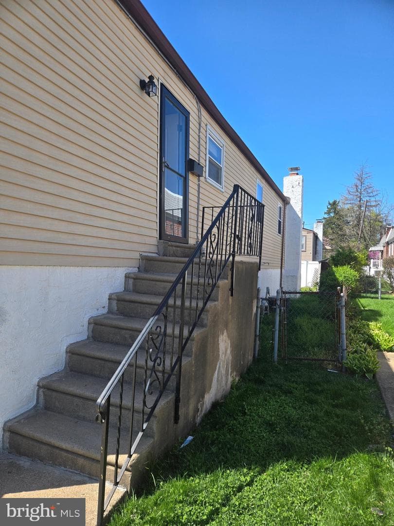 8008 Crispin Street #E photo 36