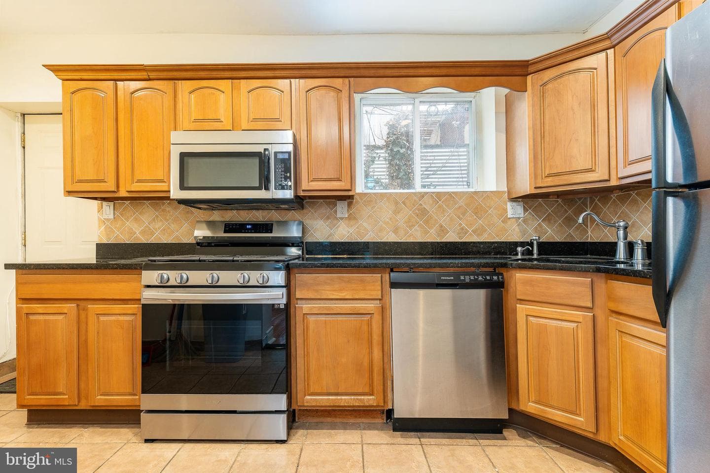 1113 Kimball St photo 10