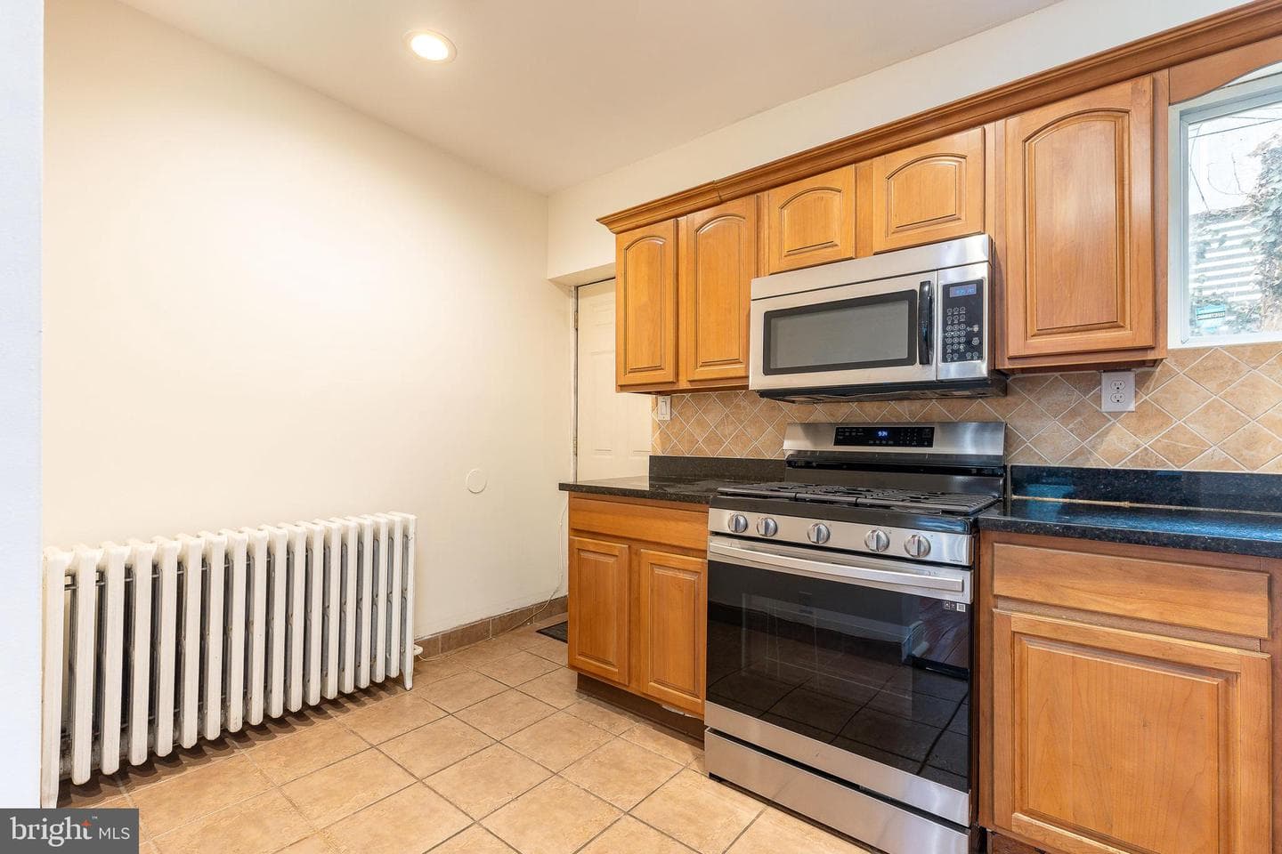 1113 Kimball St photo 9