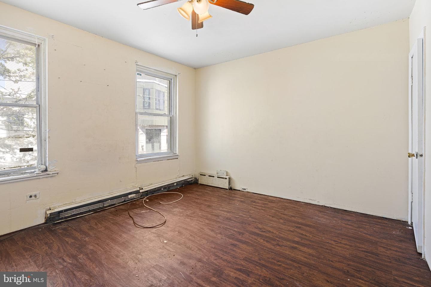 528 Dudley Street photo 19