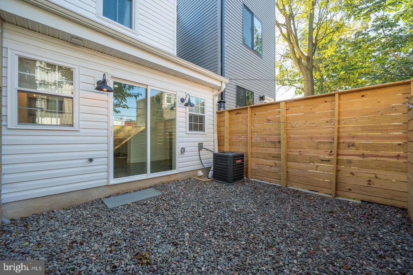 1442 N Marston Street photo 23