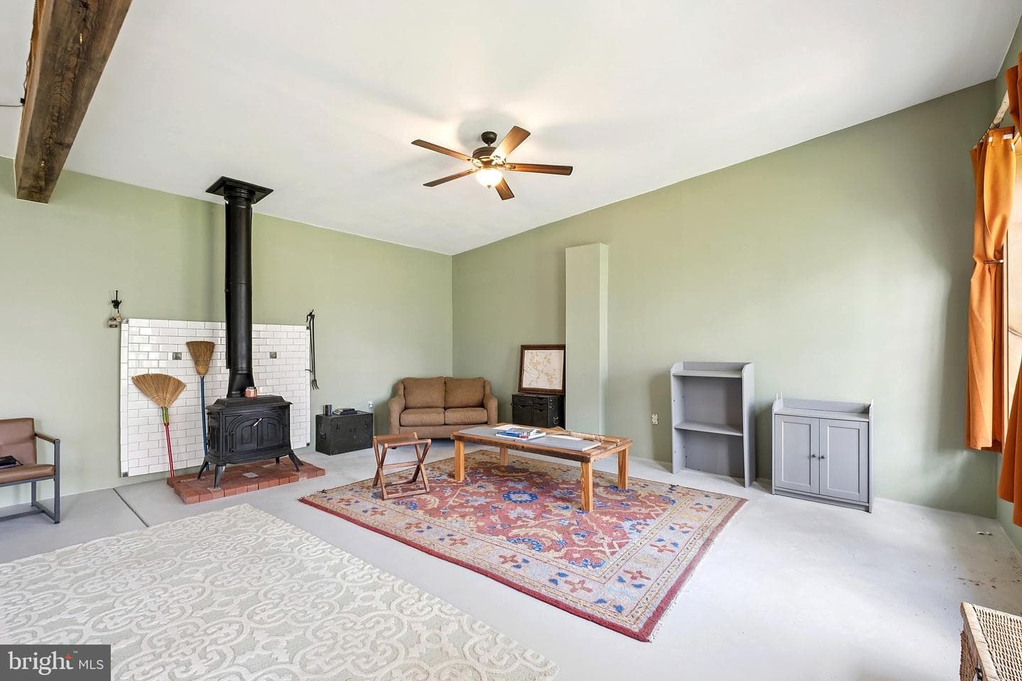 423 E High Street photo 46