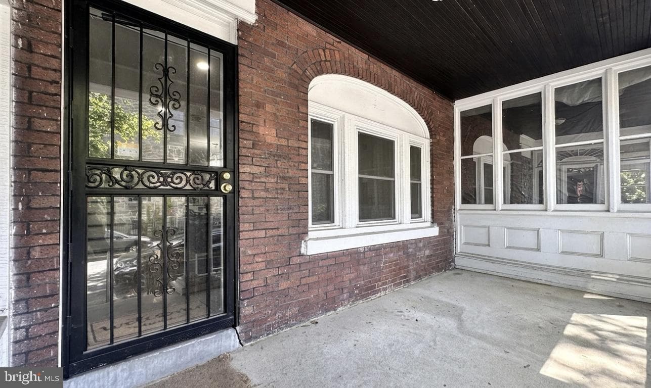 4113 Spring Garden Street photo 3