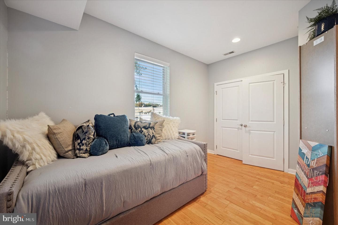 4128 Apple Street photo 17