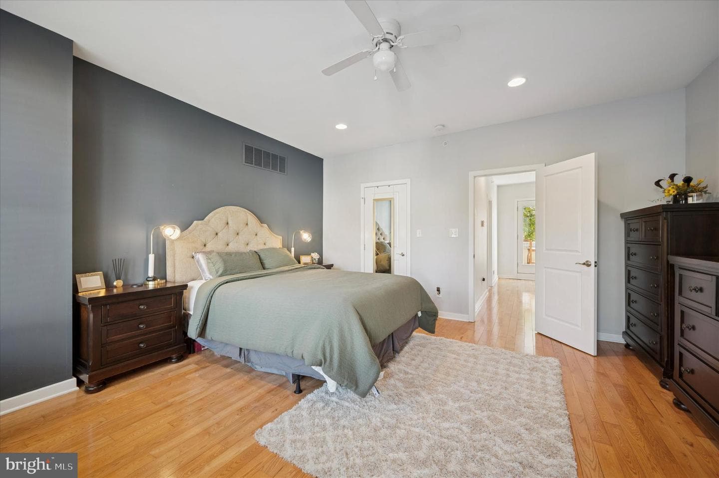 4128 Apple Street photo 20