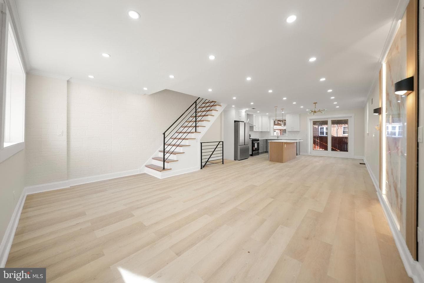 8630 Bayard Street photo 9
