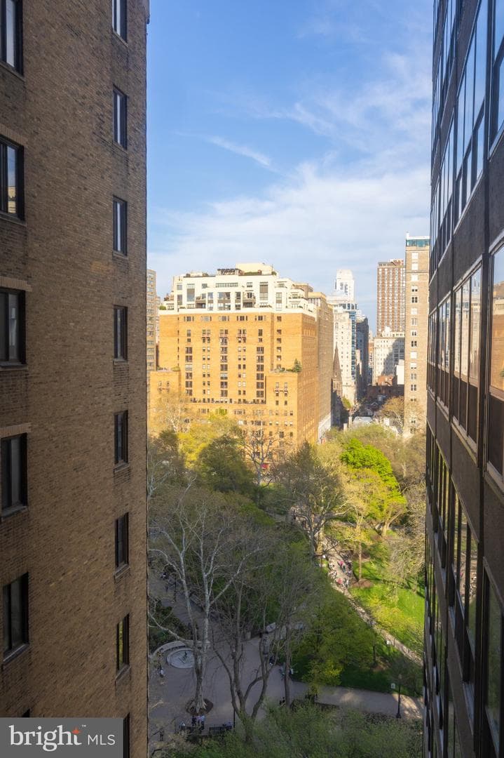 224 W Rittenhouse Square #1704 photo 16