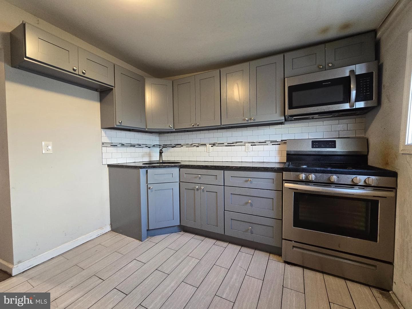 3075 Tulip Street photo 4