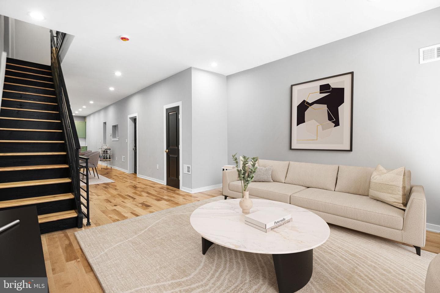 1329 Dickinson Street photo 3
