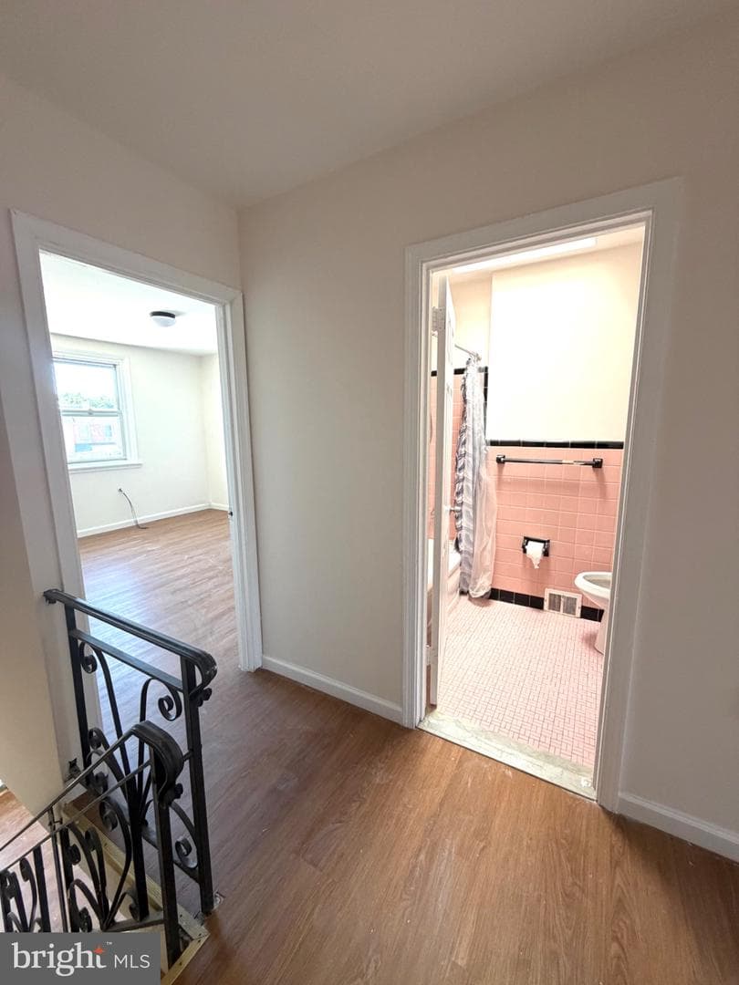 3115 Gilham Street photo 8