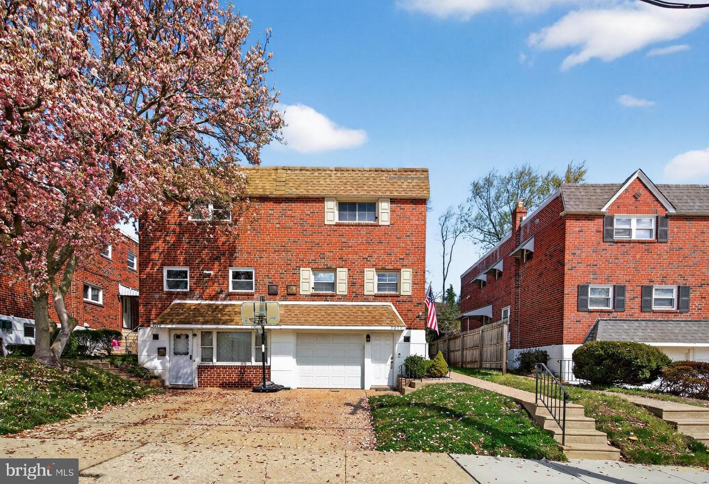 7277 Valley Avenue photo 3