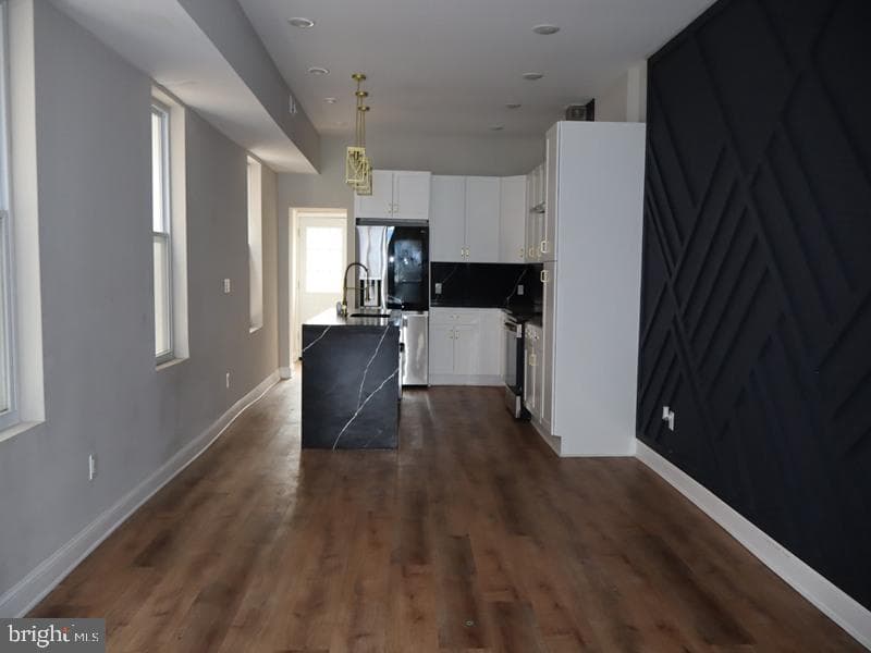 2212 Morris Street photo 8