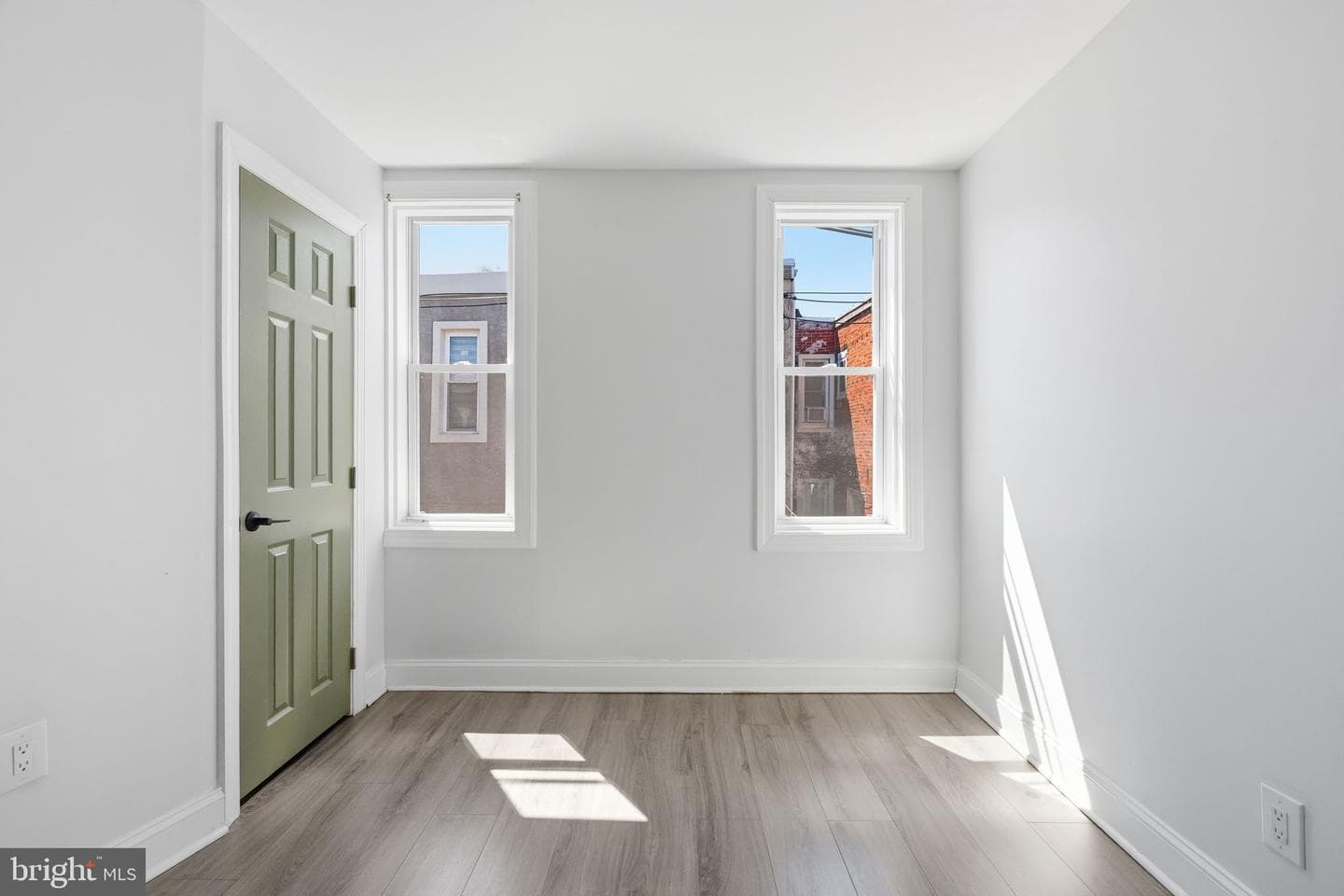 1406 S Allison Street photo 22