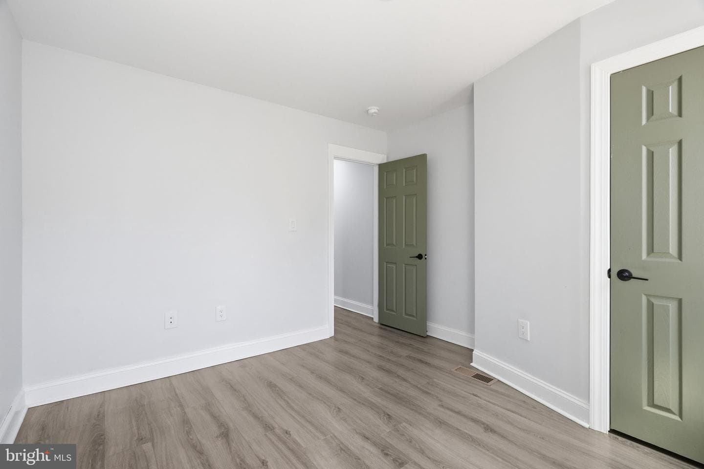1406 S Allison Street photo 23