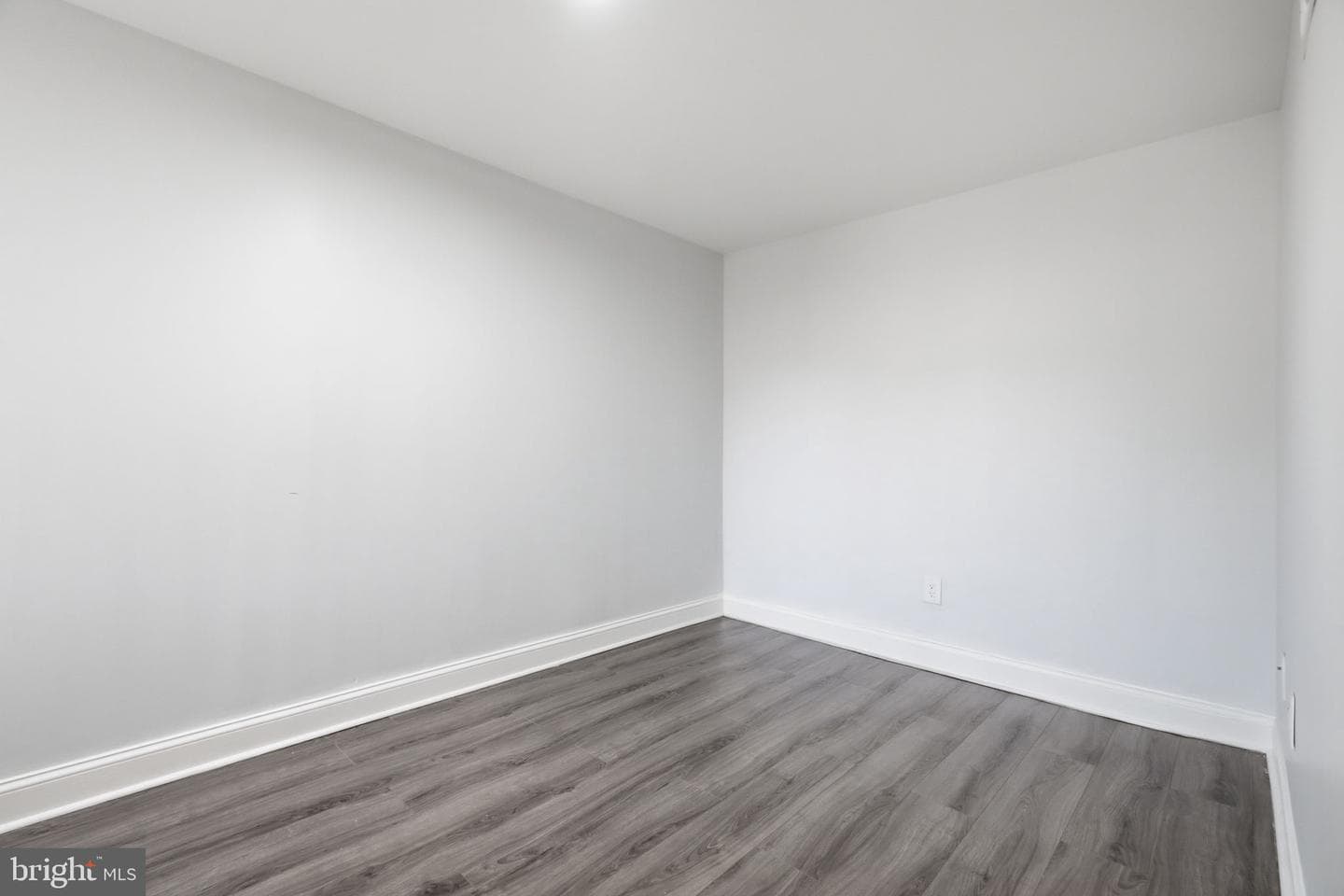 1406 S Allison Street photo 24