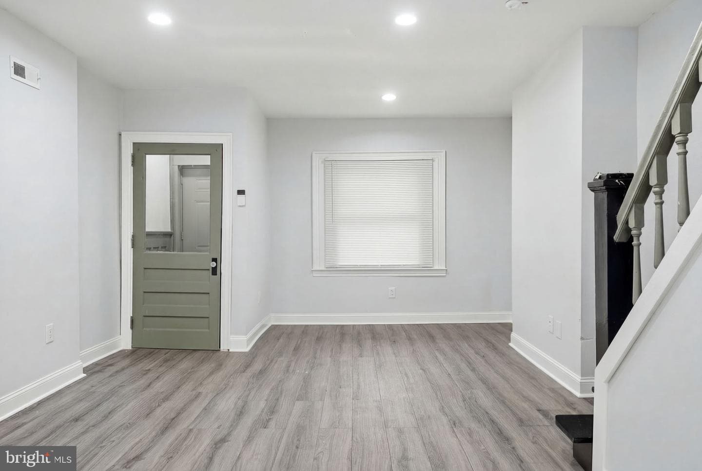 1406 S Allison Street photo 6