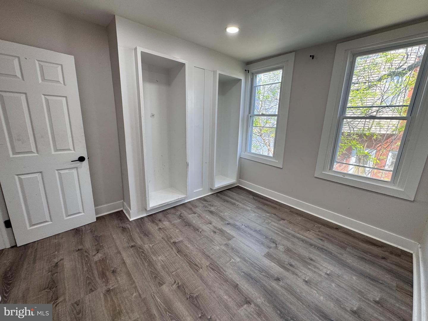 5511 Pemberton Street photo 17