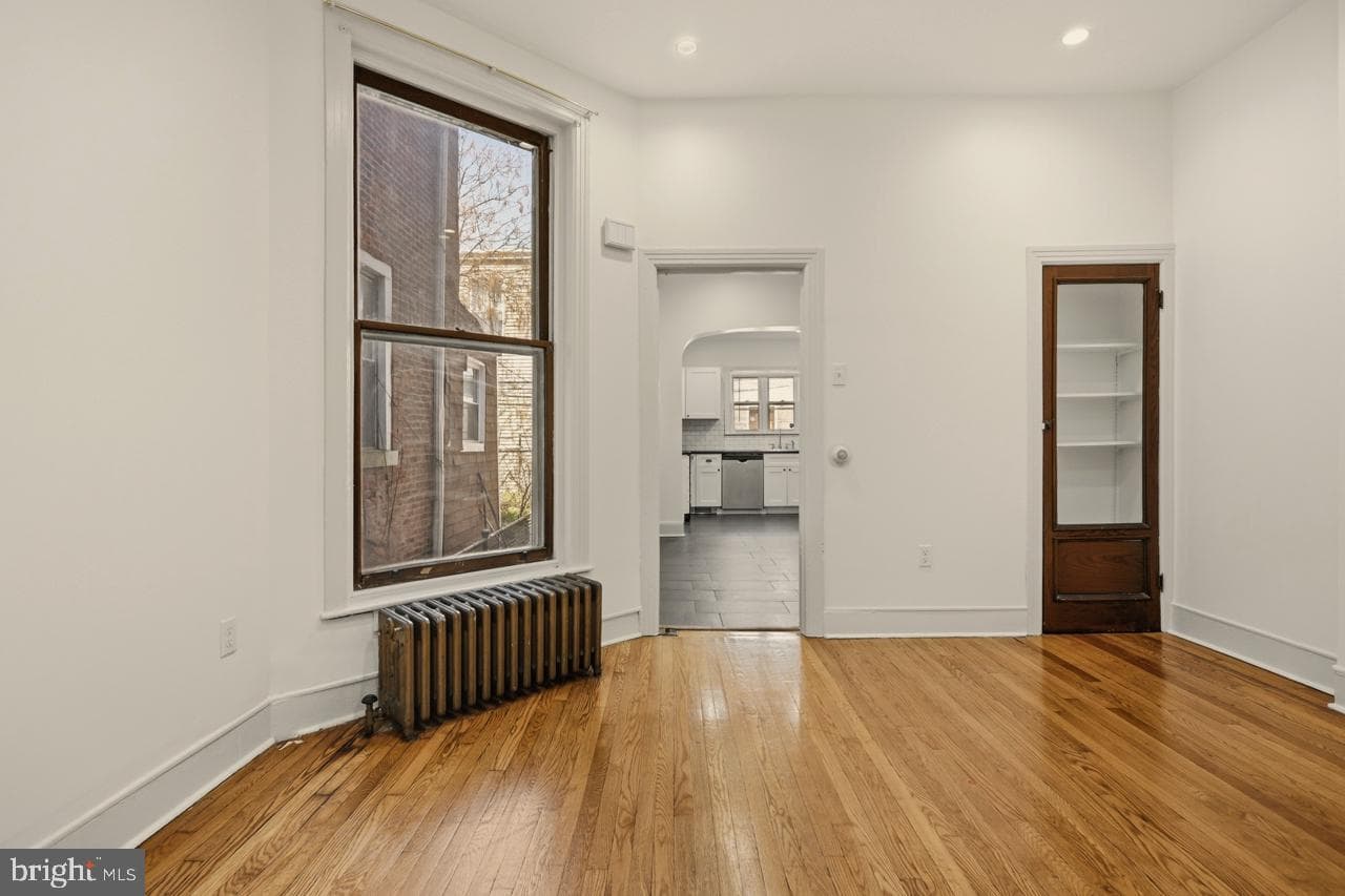 2323 W Cumberland Street photo 13