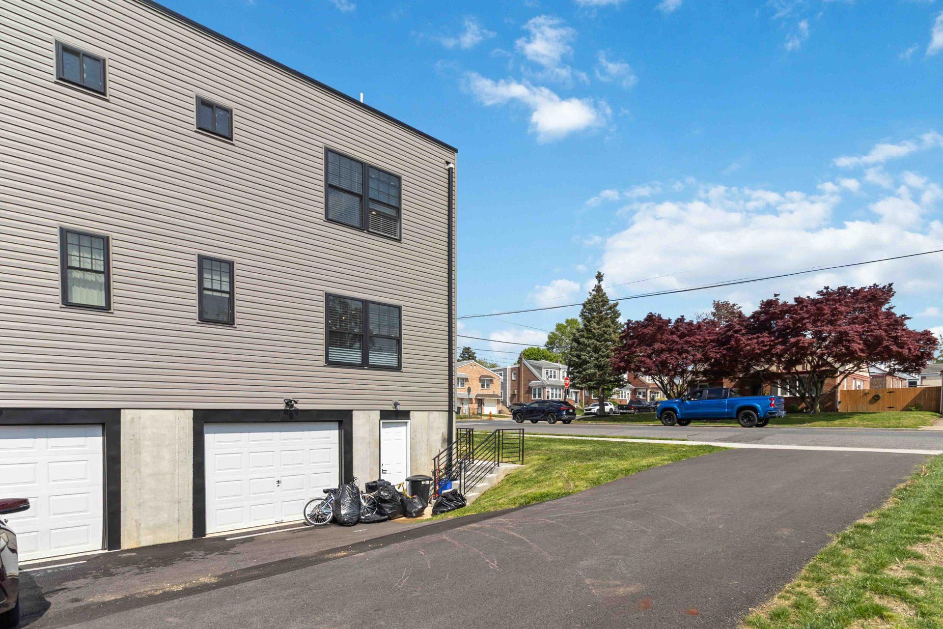 1632 Stanwood Street photo 29