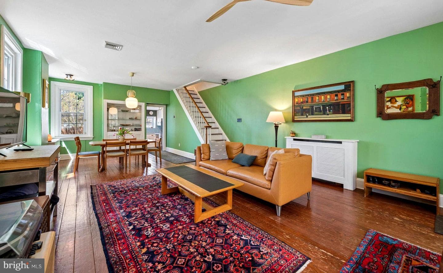 450 Leverington Avenue photo 7