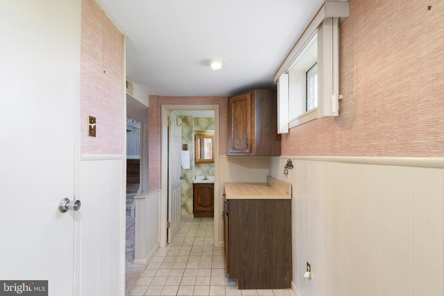 831 Regina Street photo 17