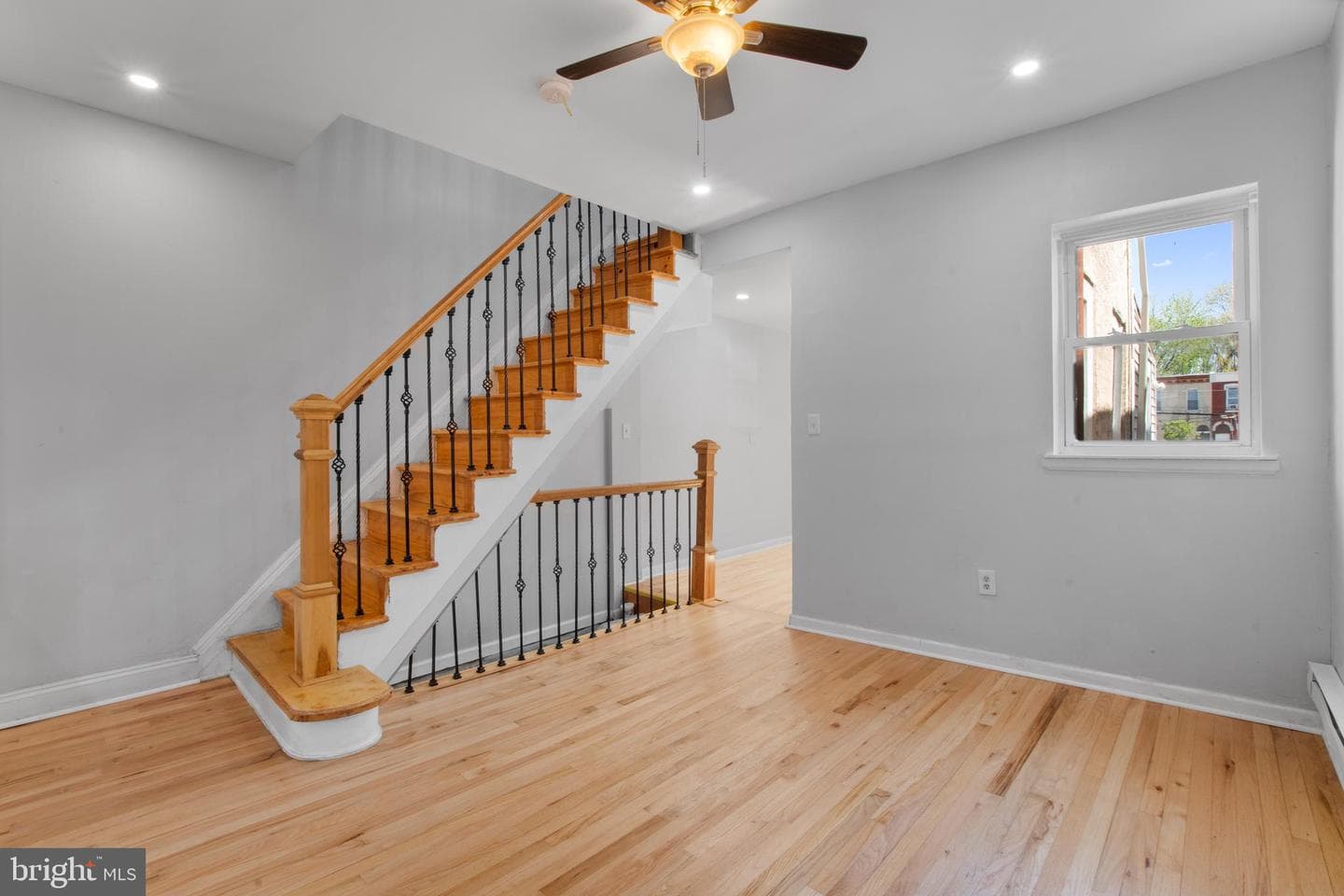 2545 N Marshall Street photo 5