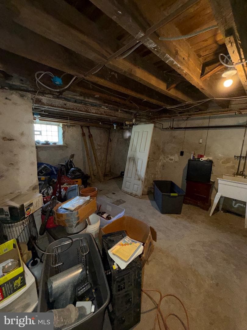 535 E Penn Street photo 17