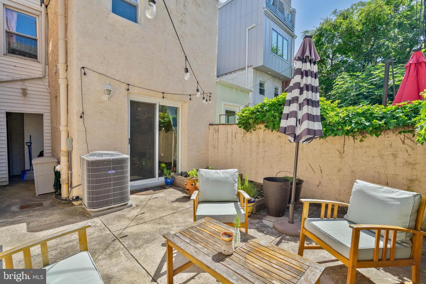 628 Kimball Street photo 3