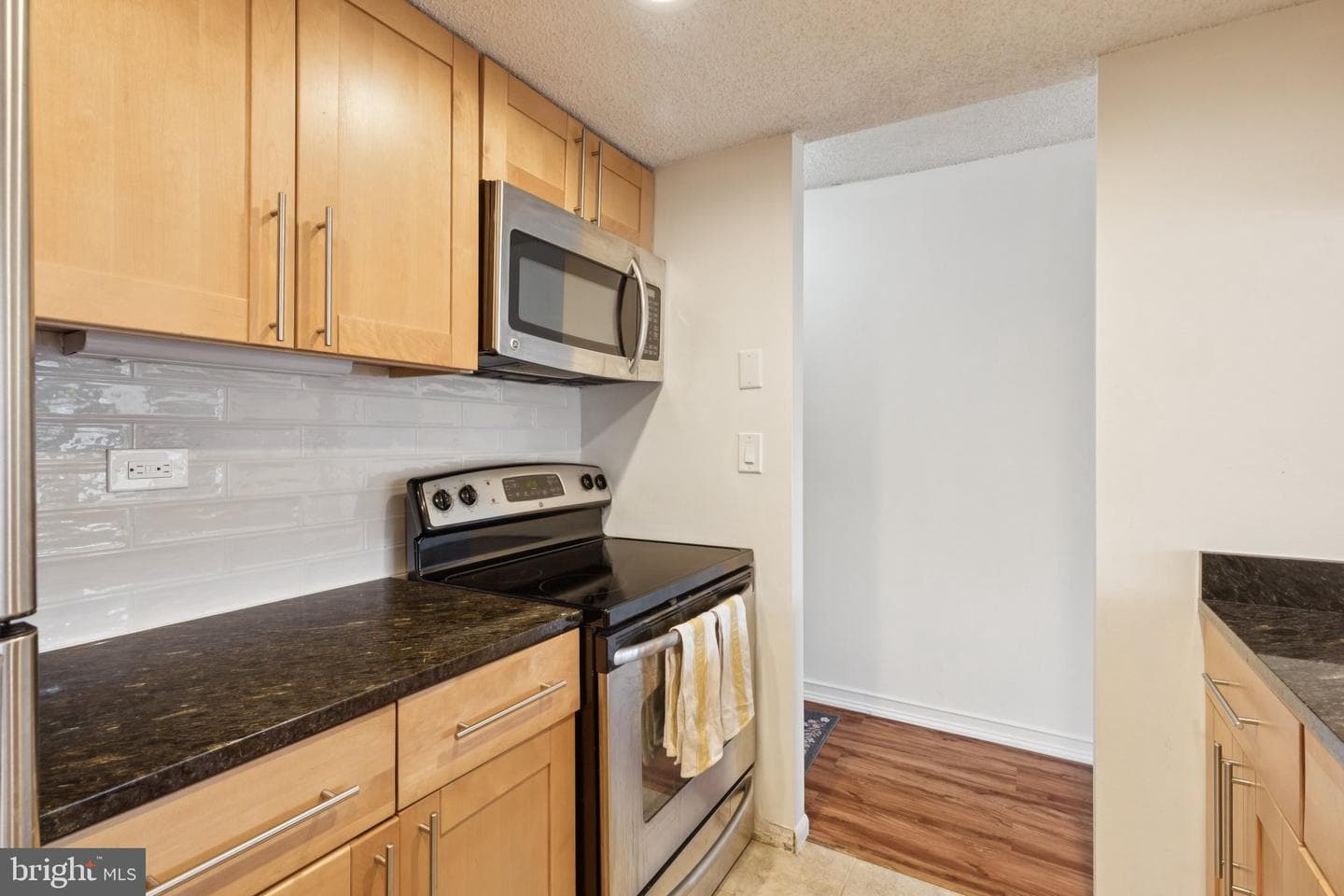 241 S 6th Street #311a photo 8