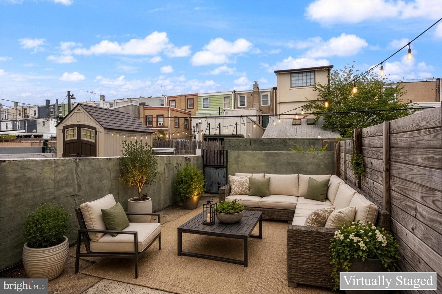 2439 E Letterly Street photo 16