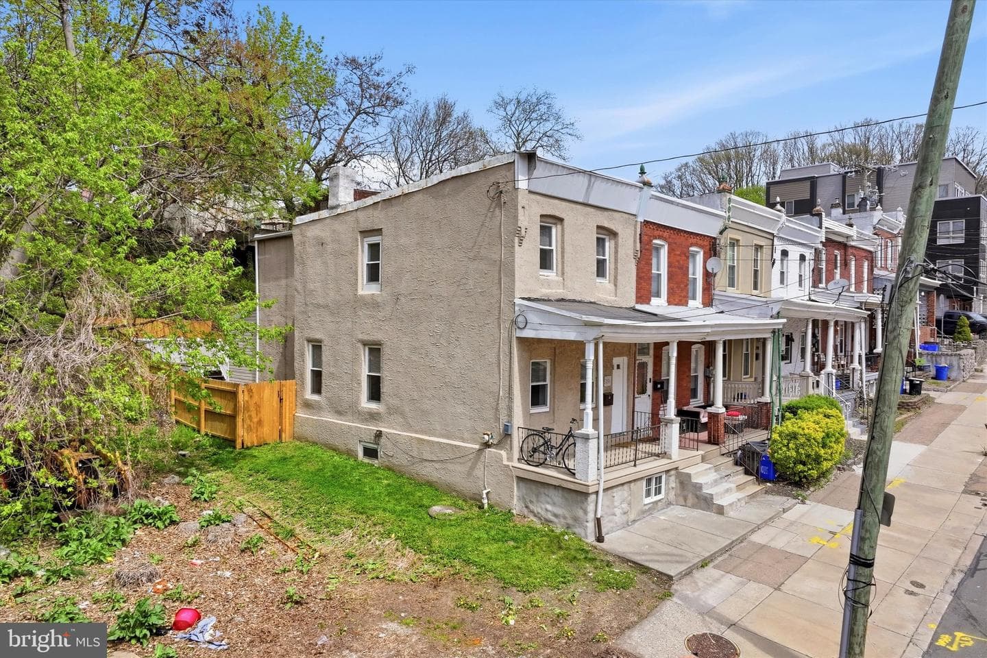 286 Leverington Avenue photo 25
