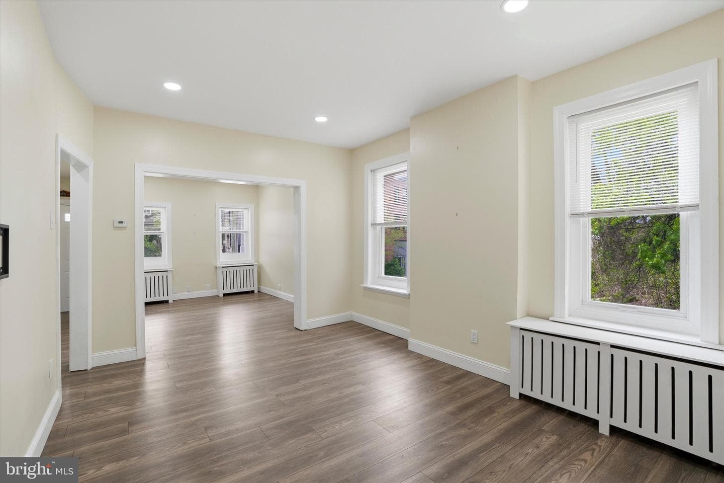 286 Leverington Avenue photo 8