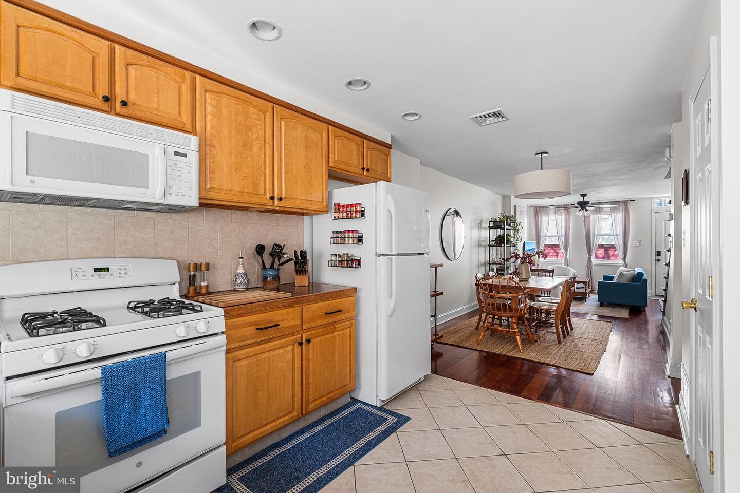 2520 Webster Street photo 12