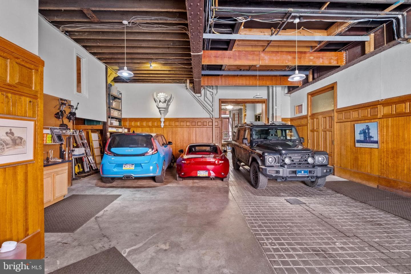 2204 Mount Vernon Street photo 2